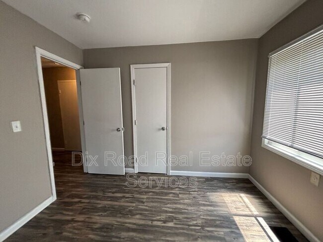 Building Photo - 3626 Runyon Ave