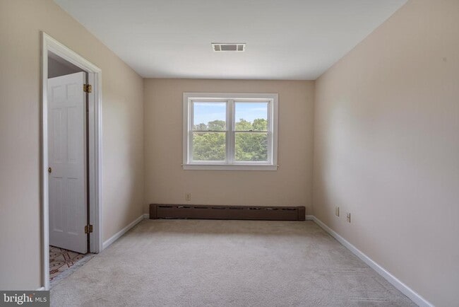 Building Photo - 3554 N Sugan Rd