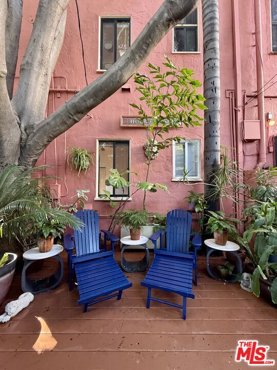 Building Photo - 840 Huntley Dr