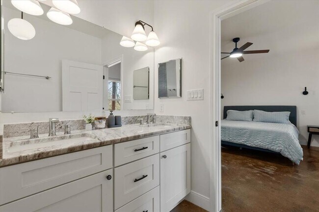 Building Photo - 107 Keamuku Ct