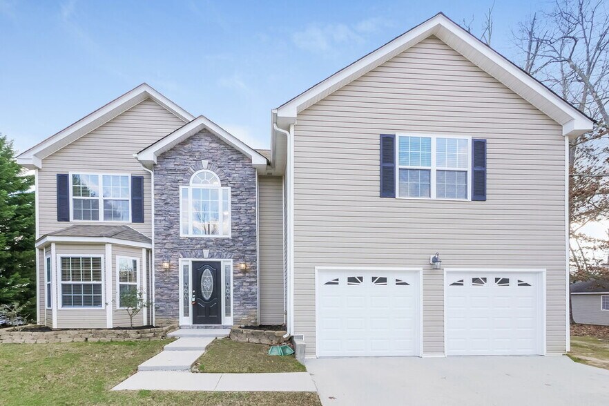 Primary Photo - 177 Edison Dr
