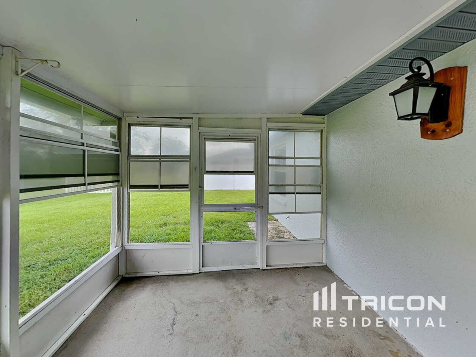 Building Photo - 6504 64th Ln E