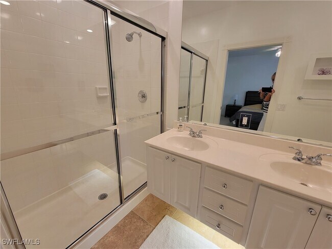 Building Photo - 28209 Jeneva Way