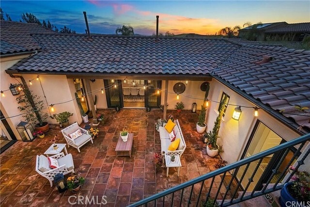 Building Photo - 9 Paniolo Rd