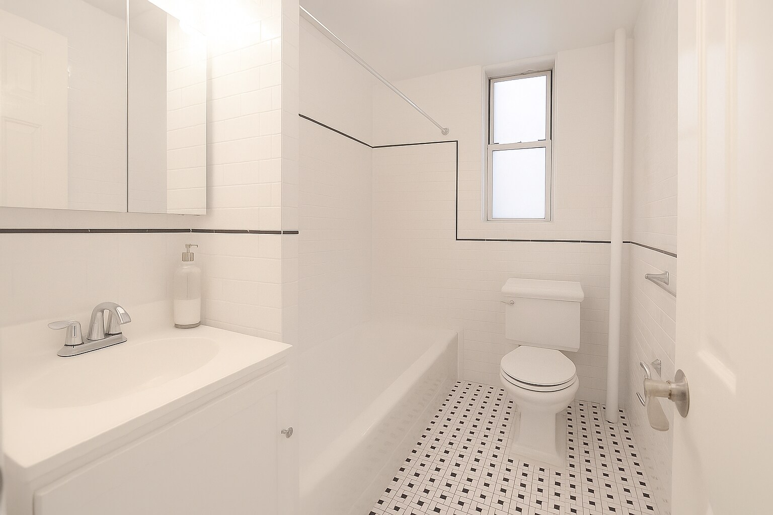 Building Photo - 112 W 13th St