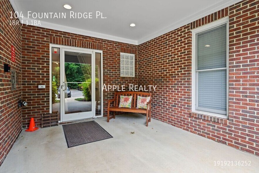 Building Photo - 104 Fountain Ridge Pl
