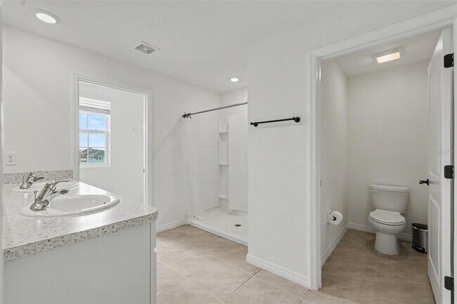 Building Photo - 36851 Goffaux Loop