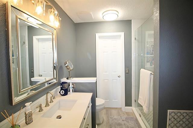 Building Photo - 314 Pool St