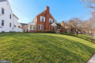 Building Photo - 4816 Leland St