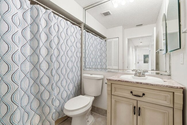 Building Photo - 9770 Nickels Blvd