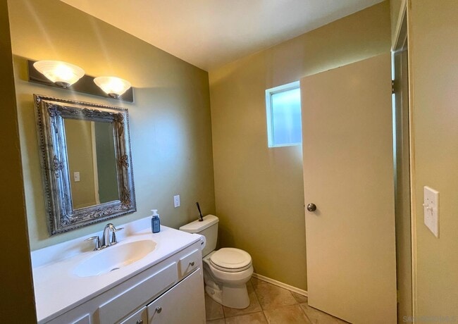Building Photo - 4744 Idaho St