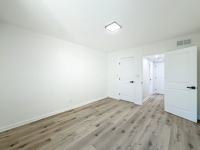 Building Photo - Beautiful 2 bedroom 2 bath Condo in Boca Raton, close to FAU