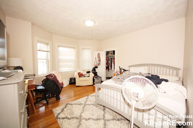 Building Photo - 60-62 Bedford St. Unit 62 #2