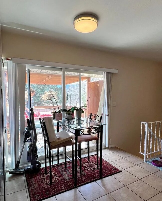 Building Photo - 3690 Broadway St