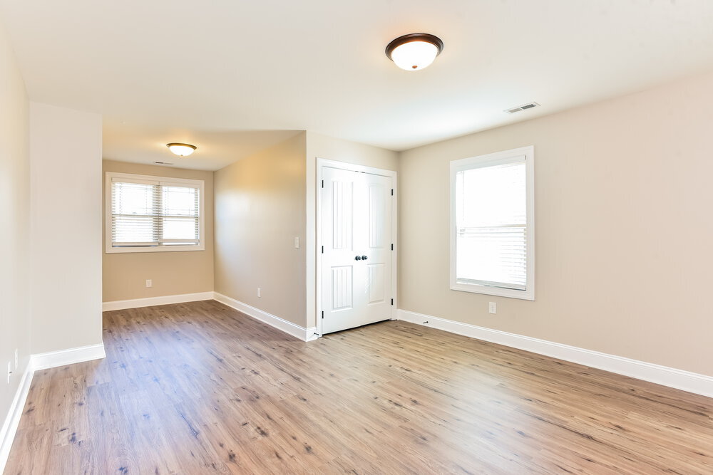 Building Photo - 575 Hollandale Rd