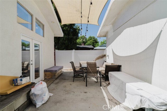 Building Photo - 7347 Jamieson Ave