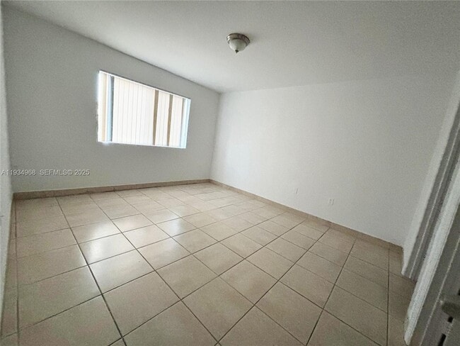 Building Photo - 15460 SW 284th St