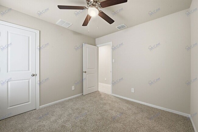 Building Photo - 139 Mojave Rd