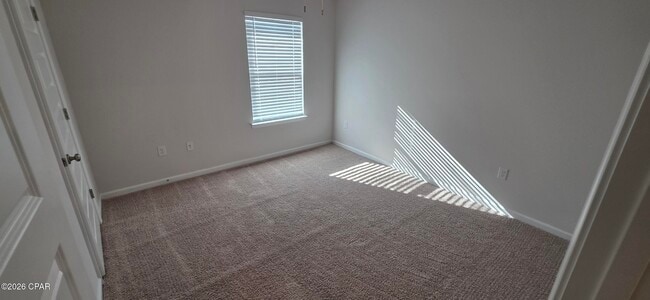 Building Photo - 3991 Silver Spur Rd