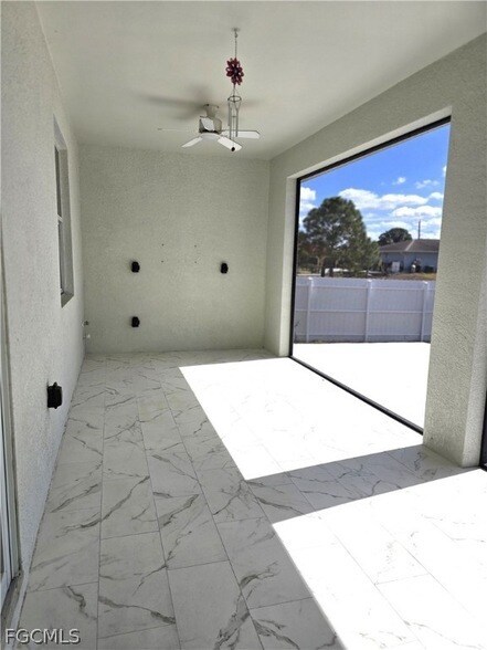 Building Photo - 3313 8th St W