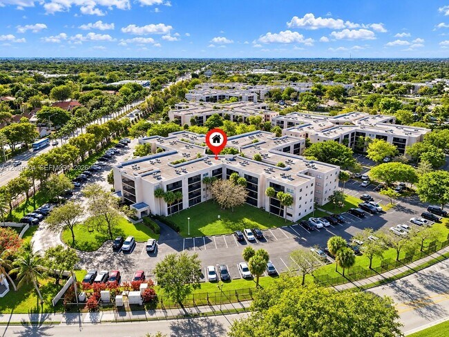 Building Photo - 8760 SW 133rd Avenue Rd