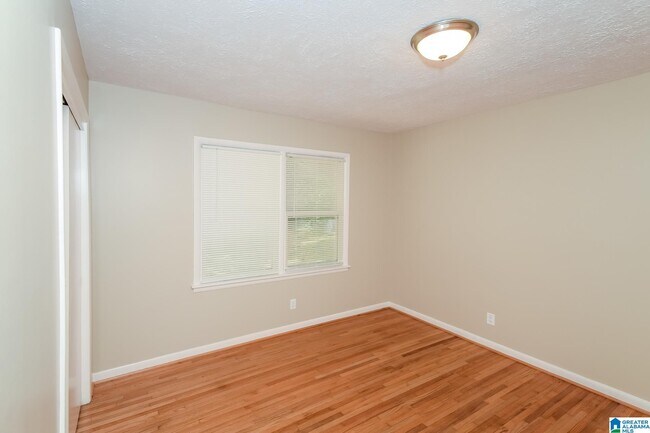 Building Photo - 2740 5th St NE