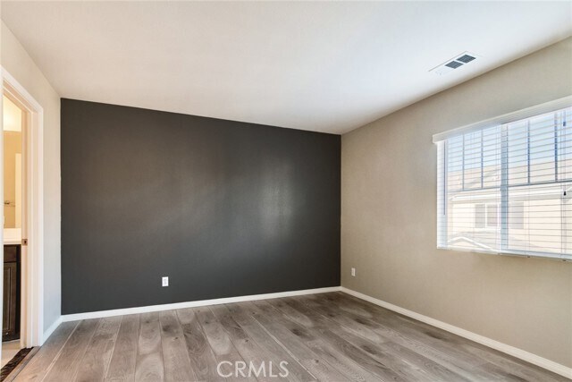 Building Photo - 4959 Camarillo Ln