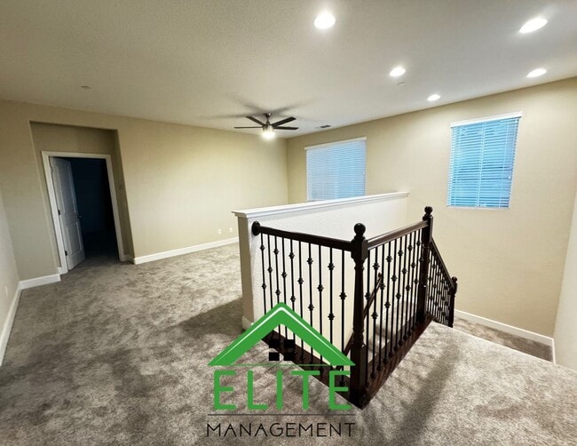 Building Photo - 2104 Westmeath Way