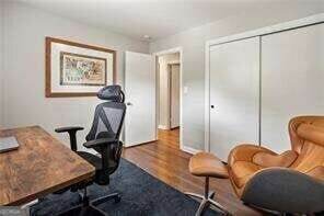 Building Photo - 3235 Woodview Dr SE