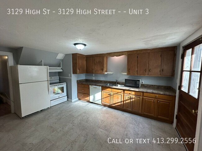 Building Photo - 3129 High St