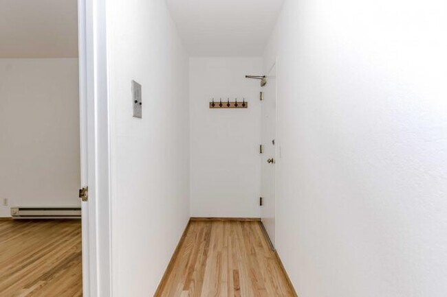 Building Photo - 1 bedroom in San Francisco CA 94118