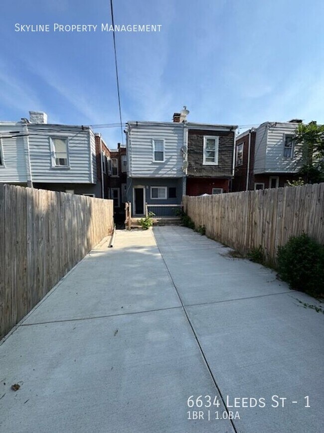 Building Photo - 6634 Leeds St