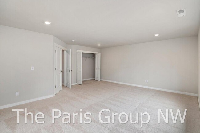 Building Photo - 2122 83rd Ave E