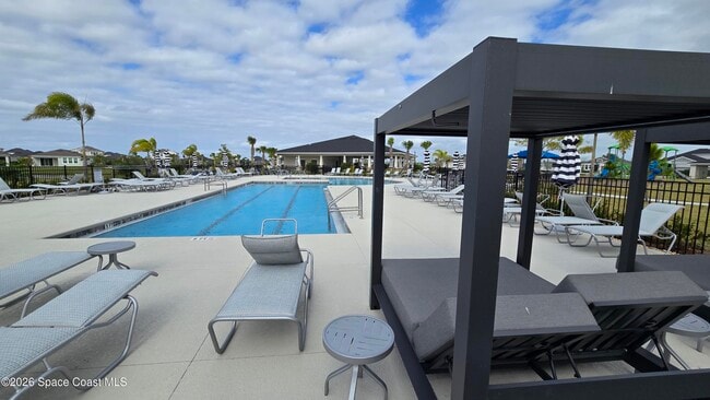 Building Photo - 2327 Kamin Dr