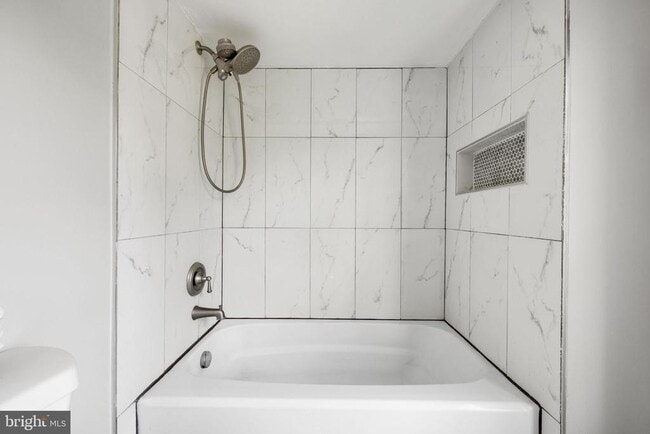 Building Photo - 12209 Fairfield House Dr