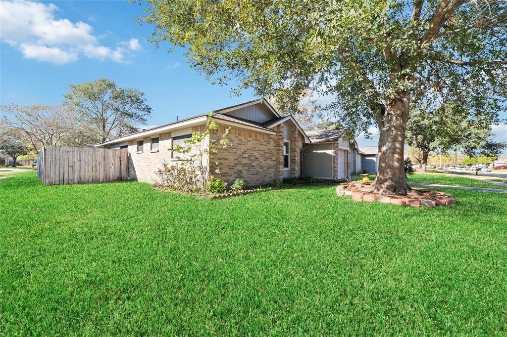 Building Photo - 12607 Lacey Crest Dr