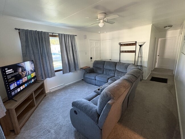 Building Photo - 22 Savannah St