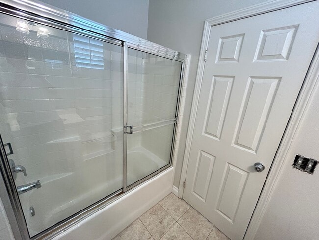 Building Photo - Beautiful 4 Bed 3 Bath Fullerton Home with Office
