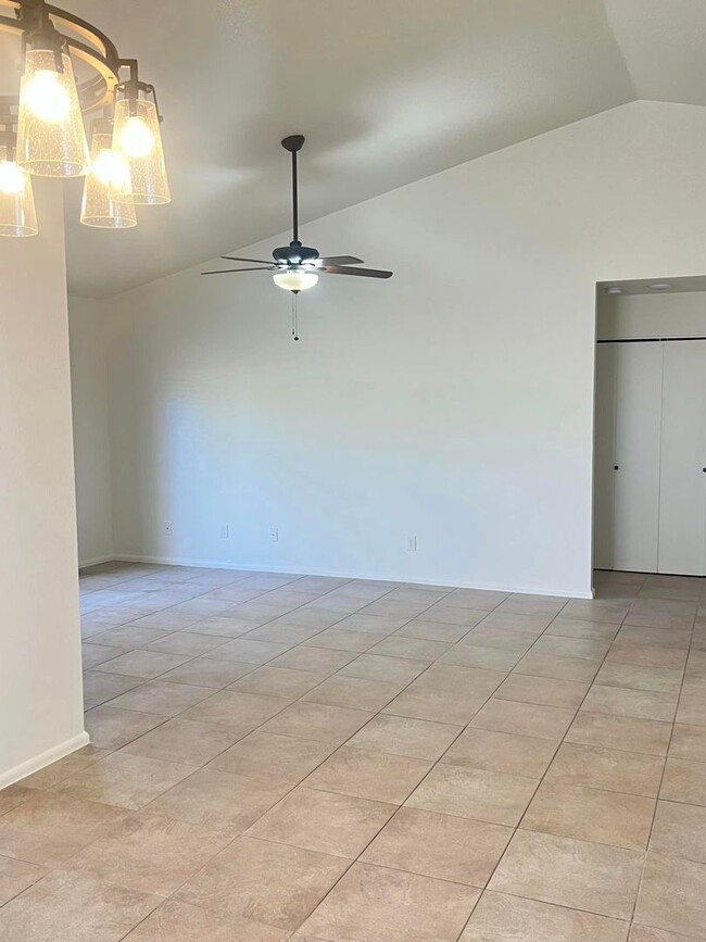 Building Photo - 3-bedroom , 2-bath remodeled home
