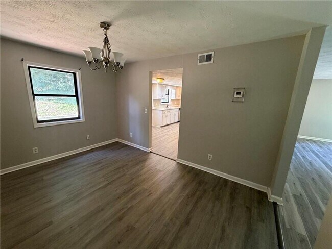 Building Photo - 1386 Williamsburg Ln