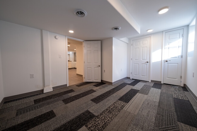 Building Photo - 6045 3rd Ave S