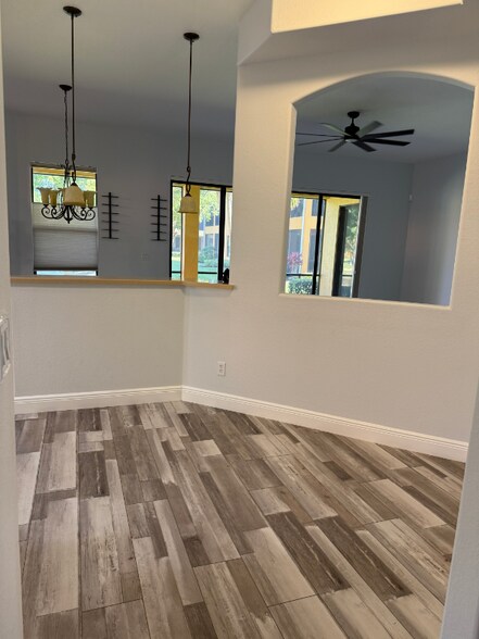 Building Photo - 15751 Prentiss Pointe Cir