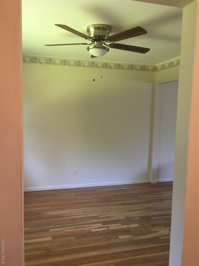 Building Photo - 318 Southwood Cir
