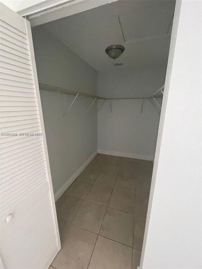 Building Photo - 757 NW 95th Terrace