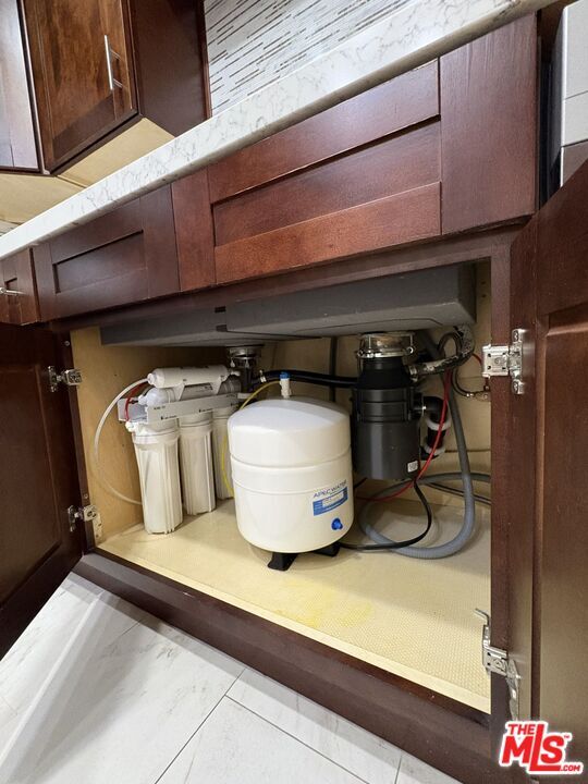 Building Photo - 8162 Manitoba St