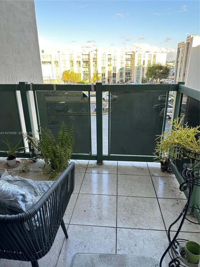 Building Photo - 2055 SW 122nd Ave