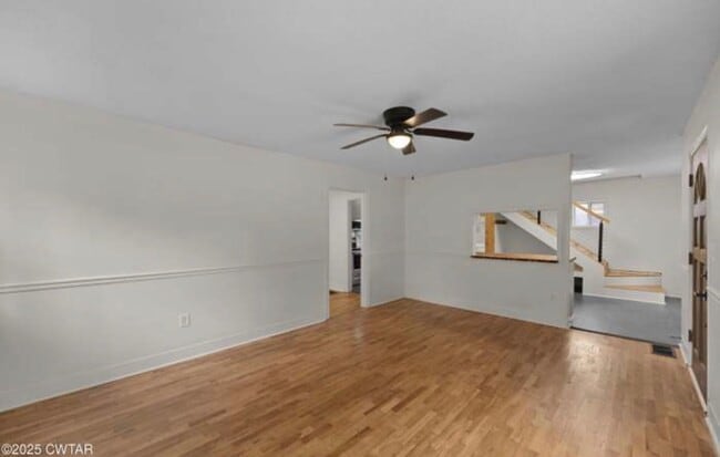 Building Photo - New Listing