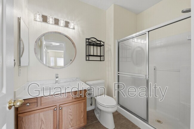 Building Photo - 830 Carnegie St