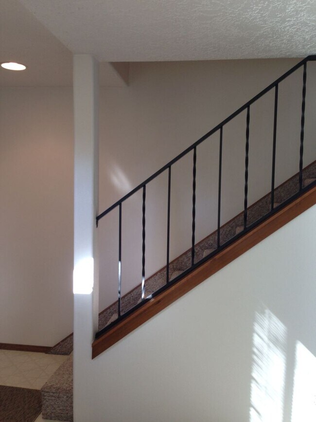 Building Photo - moojoh01 4212-4214 47th Ave NE