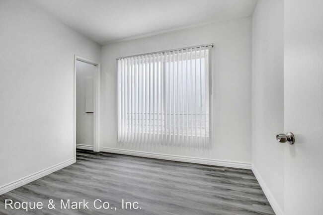 Building Photo - 1 br, 1 bath Apartment - 1010 Pico Blvd. 1...